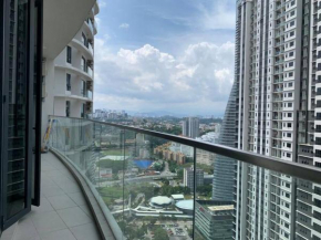 KL Gateway Premium Residences by StayHere